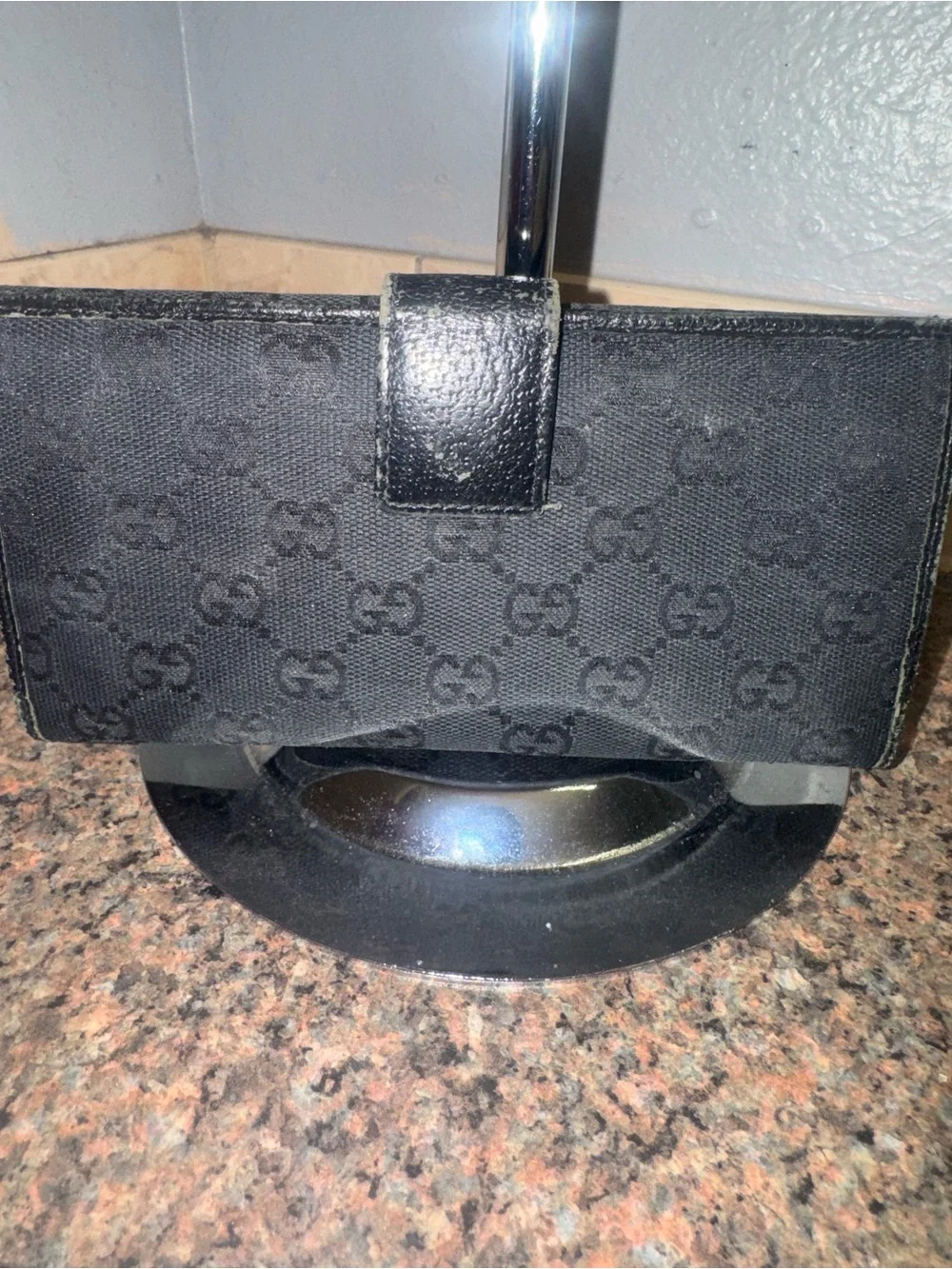 Gucci Black GG Canvas Wallet - Picture 2 of 7